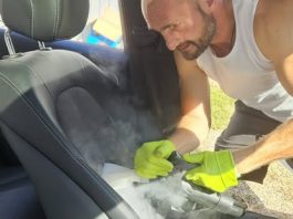 Curățare tapițerie auto în Oradea după drumuri lungi și utilizare zilnică Curățare tapițerie auto în Oradea după drumuri lungi și utilizare zilnică